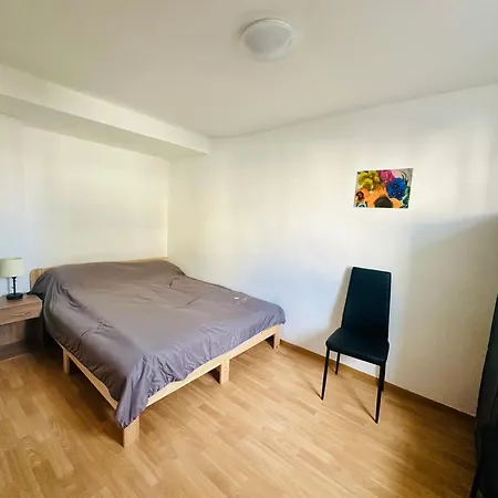 Zentrale In Fuer 1-7 Personen * Friedrichsdorf